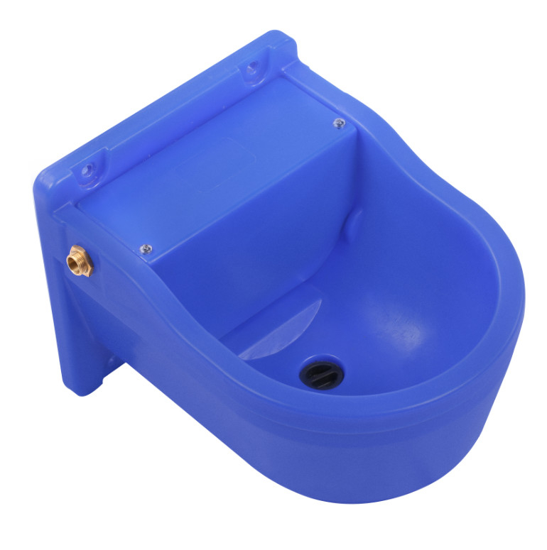 Automatische koeienwaterbak met een capaciteit van 100 liter en een doorstroming van 20 liter per minuut voor efficiënte hydratatie