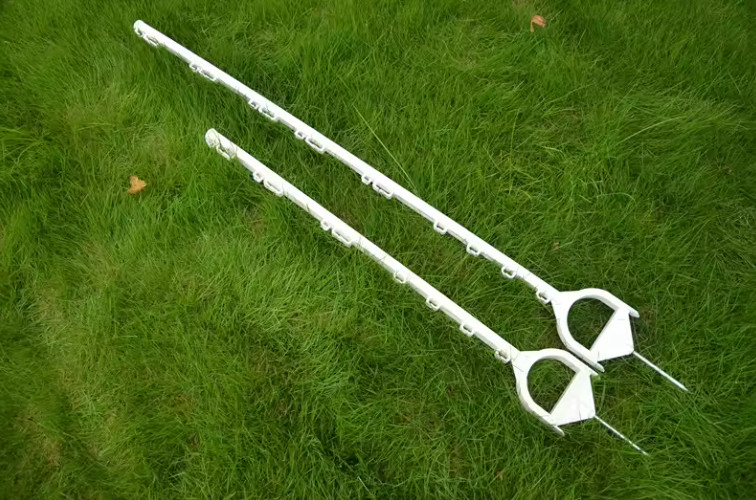 Plastic elektrieke hekpalen met waterdichte eigenschappen en 20pcs per karton verpakking en ongecoate frame