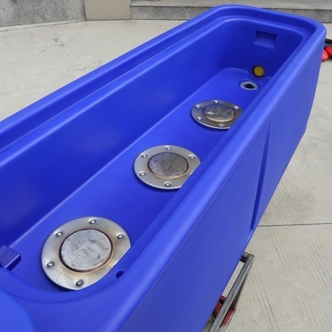 Grote Capaciteit Drinkbak voor Vee met 55cm/1.8ft. Drinkhoogte 300L/79gal. en 400*67*68cm/13.1*2.2*2.2 Afmetingen