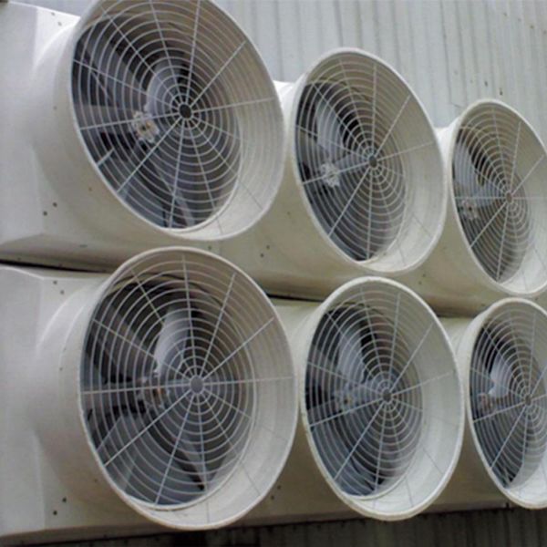 Grootvolume 55-inch afzuigventilator Grote industriële ventilator met legering blad Ventilatieventilator voor precisie pluimvee- en boerderijklimaatbeheer